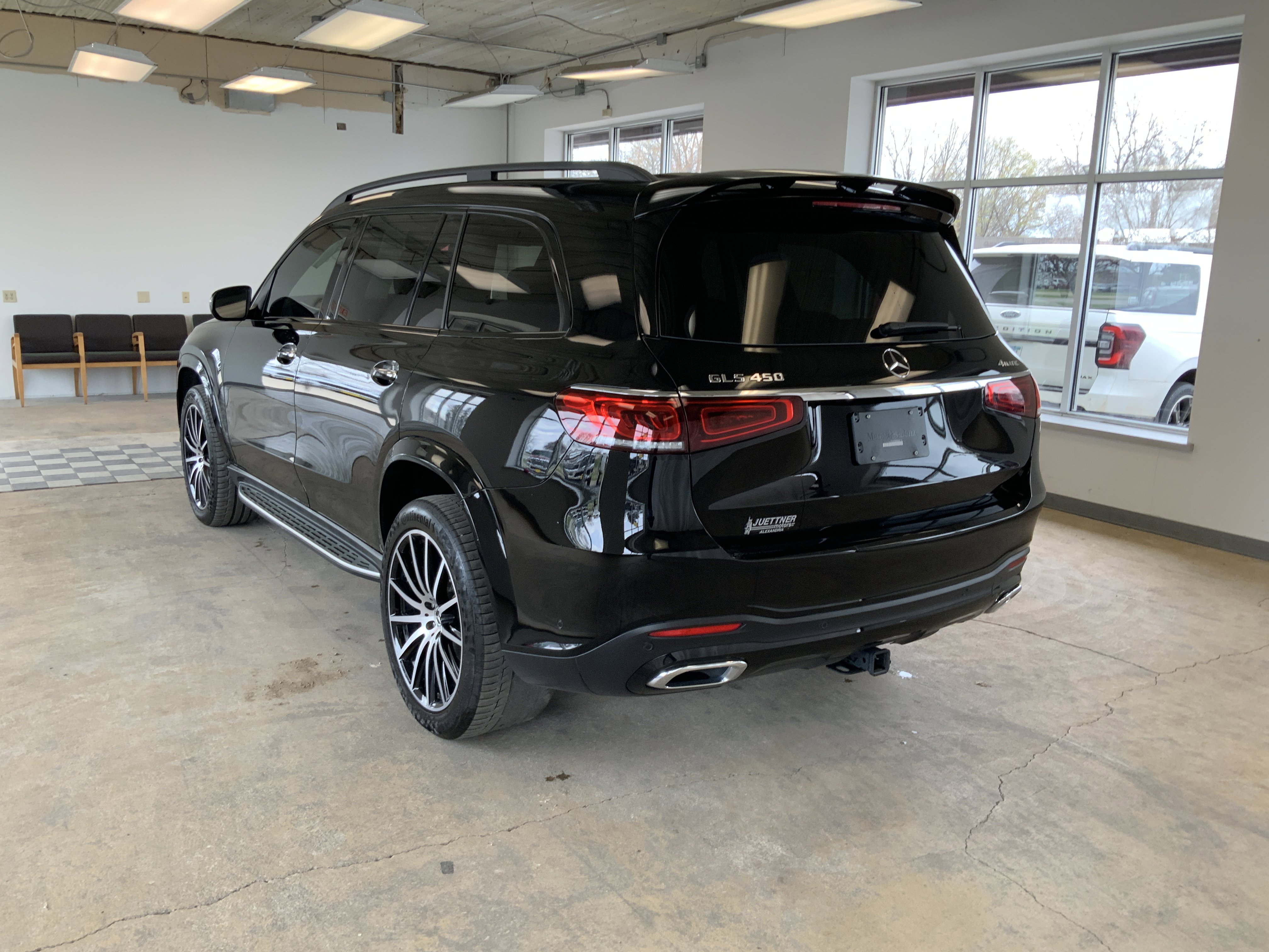 Used 2022 Mercedes-Benz GLS 450 4MATIC image 7