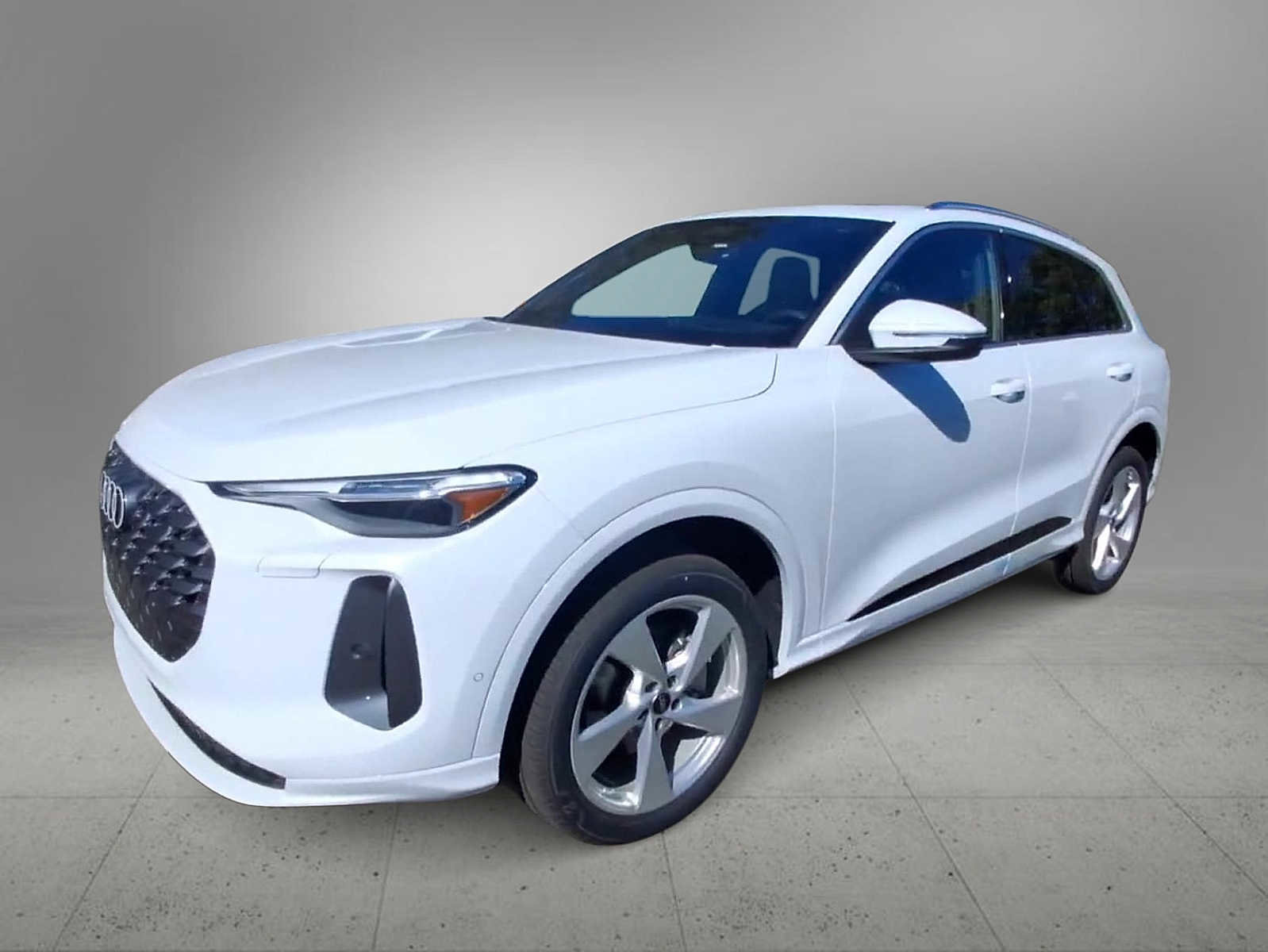 New 2025 Audi Q5 Premium Plus image 4