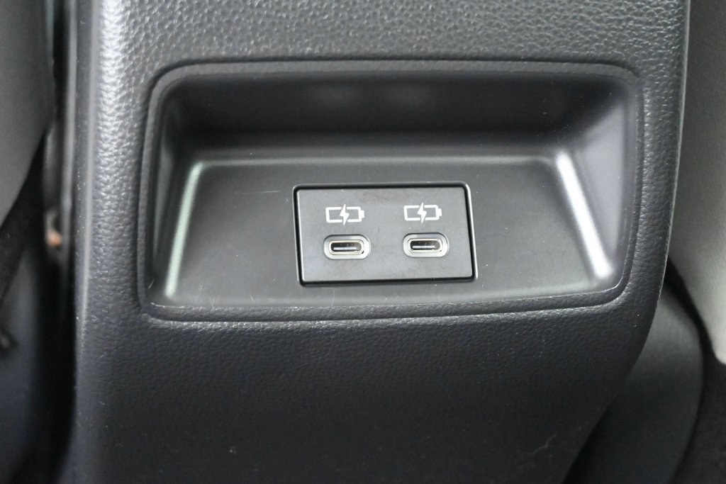 Used 2024 Toyota Corolla LE FWD image 16