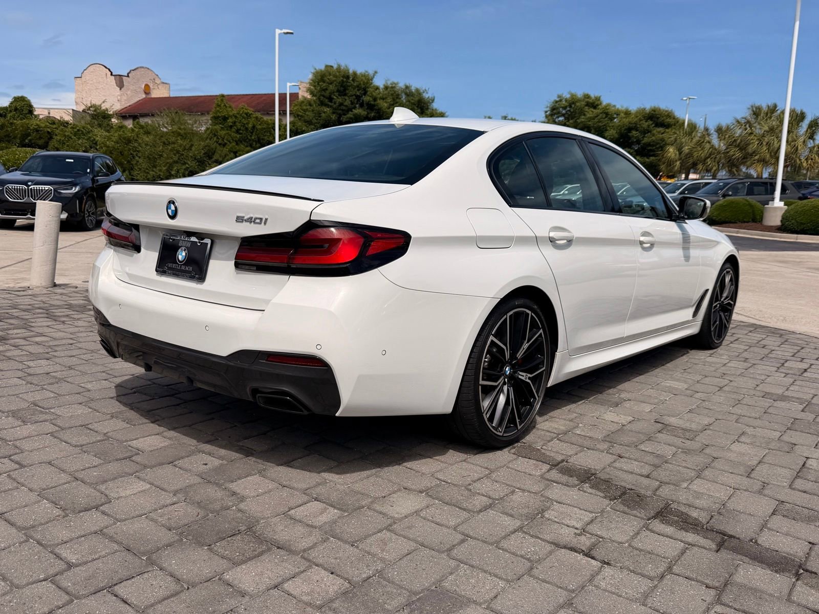 Certified 2023 BMW 540i w/ Executive Package RWD image 9