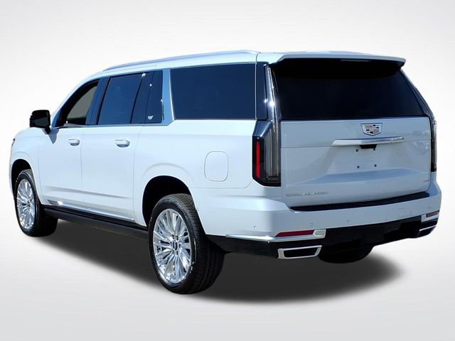 New 2026 Cadillac Escalade ESV Luxury w/ Touring Package image 3