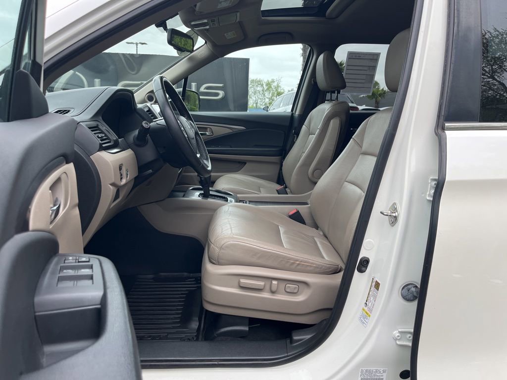 Used 2016 Honda Pilot EX-L image 4