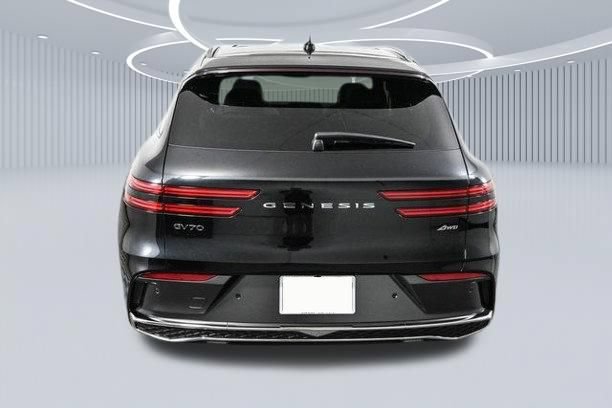 New 2026 Genesis GV70 2.5T Advanced AWD/4WD image 9