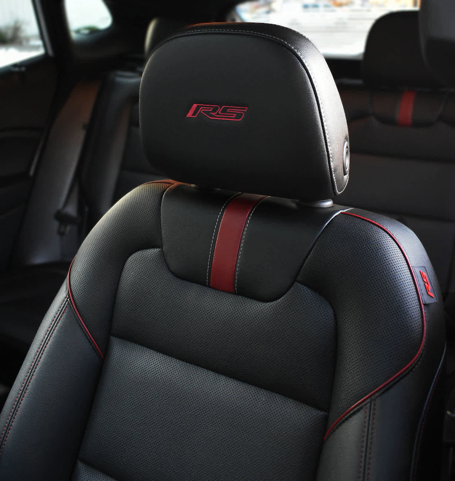 Used 2025 Chevrolet Trax RS w/ Sunroof Package image 11