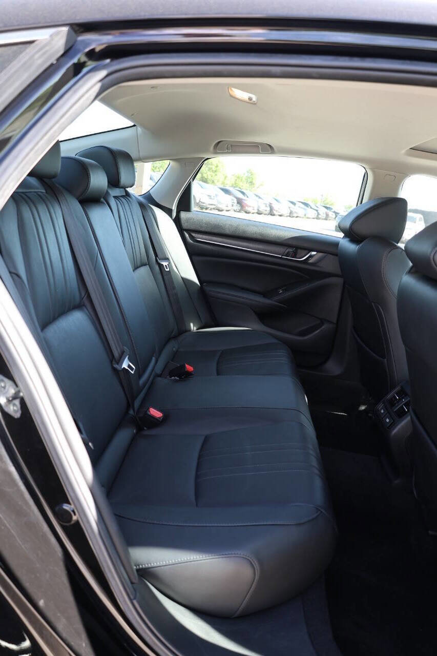 Used 2021 Honda Accord EX-L image 16
