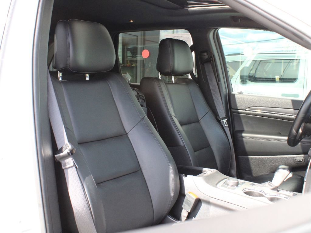 Certified 2021 Jeep Grand Cherokee Limited AWD/4WD image 24