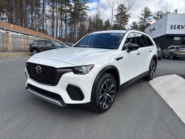 Certified 2025 MAZDA CX-70 Plug-In Hybrid w/ Premium Plus AWD/4WD image 4