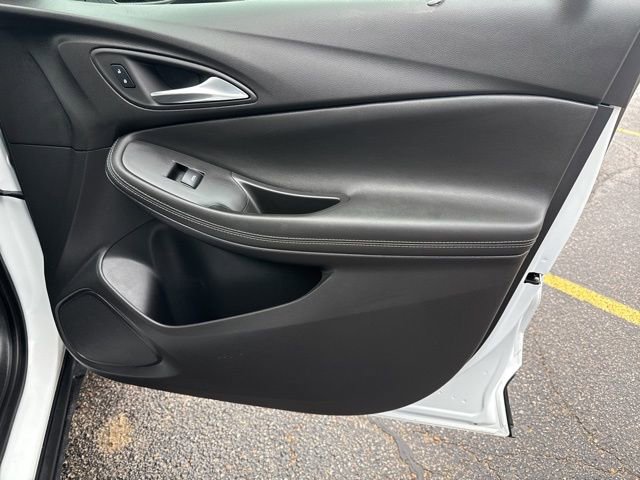 Used 2025 Buick Encore GX Preferred image 16