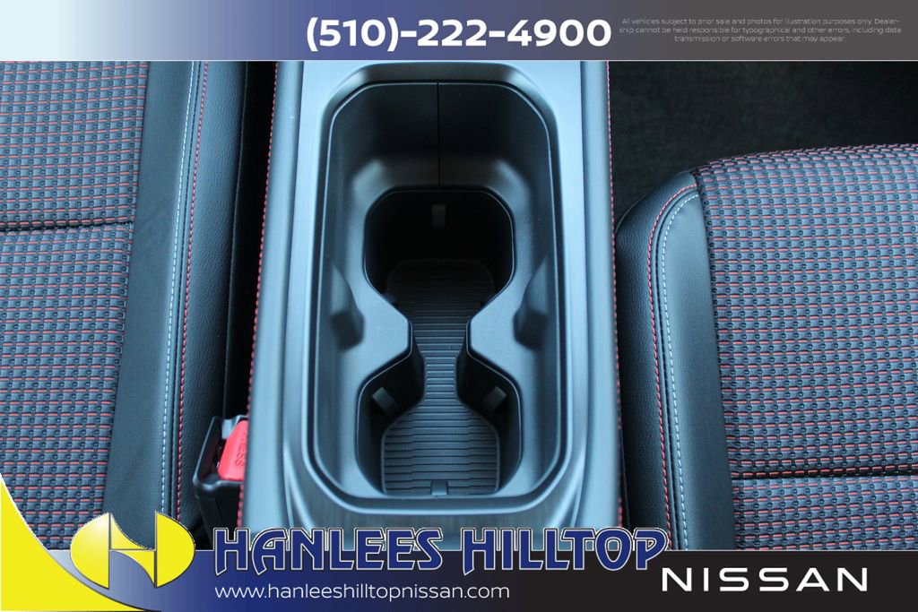 New 2025 Nissan Kicks SR w/ Illumination Package FWD image 17
