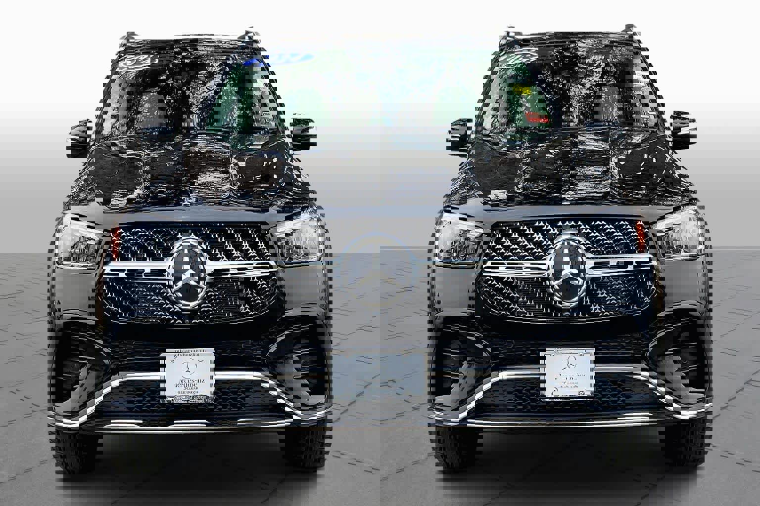 Used 2024 Mercedes-Benz GLE 350 4MATIC image 4