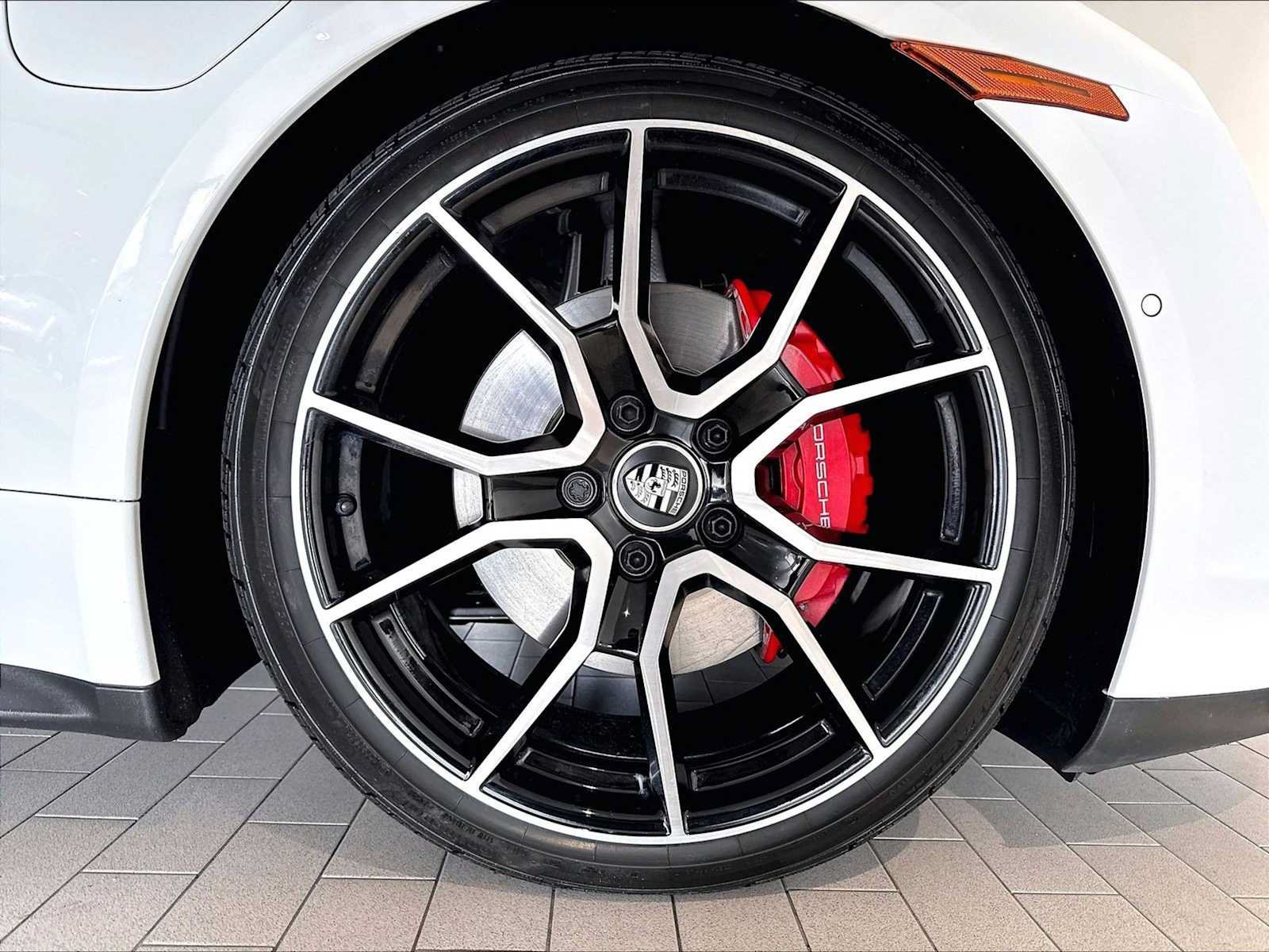 Used 2023 Porsche Taycan 4S AWD/4WD image 15