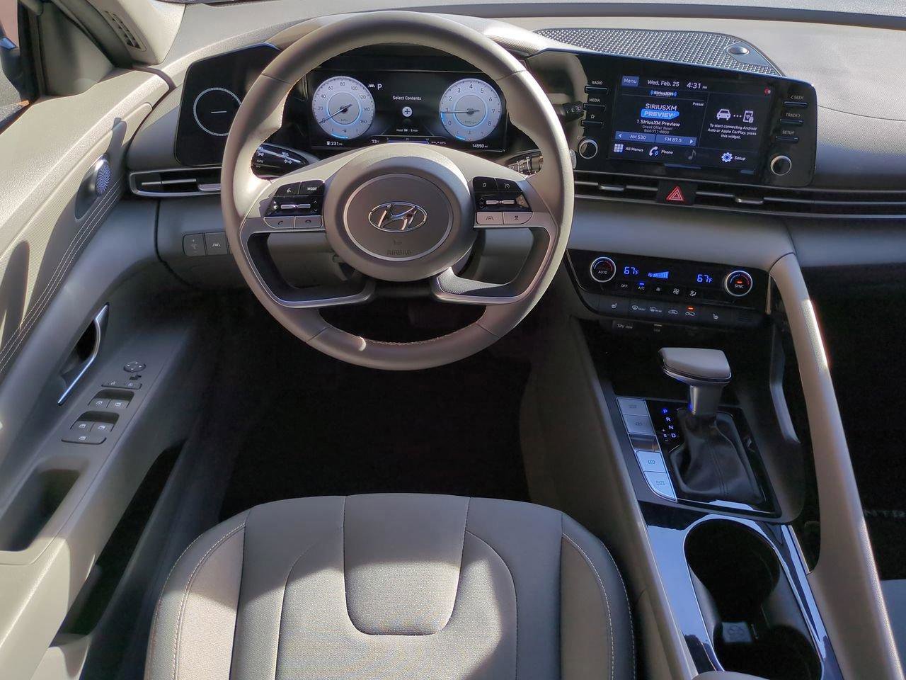 Used 2021 Hyundai Elantra SEL w/ Convenience + Premium Package image 15