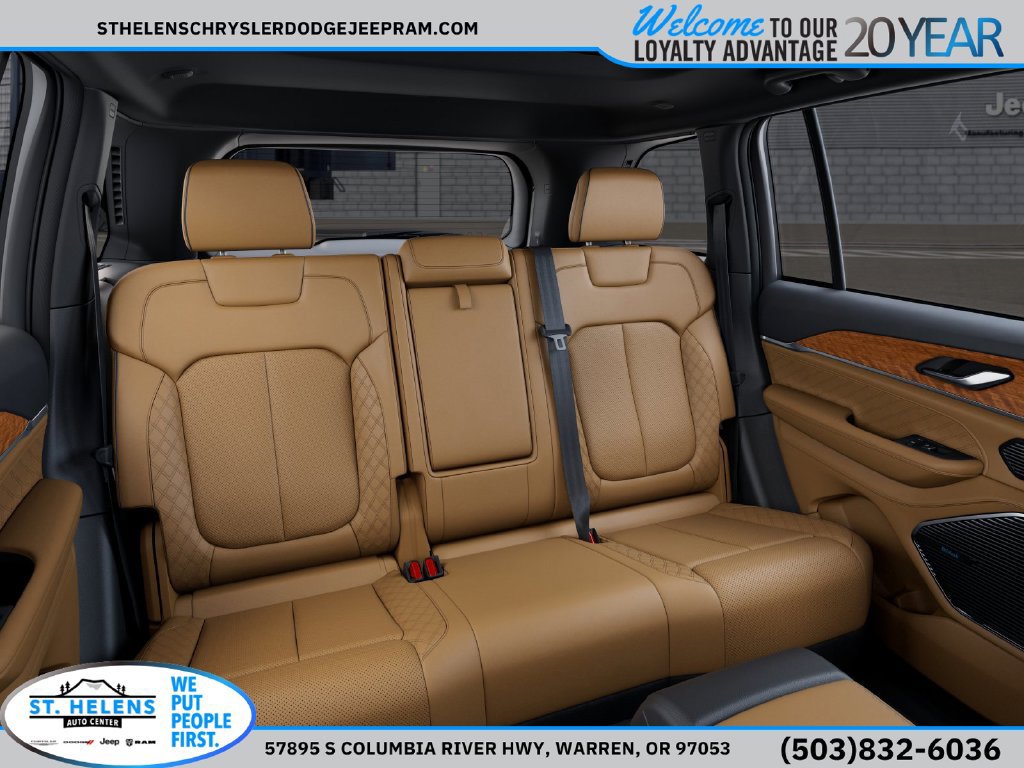 New 2026 Jeep Grand Cherokee Summit w/ Obsidian Package AWD/4WD image 18