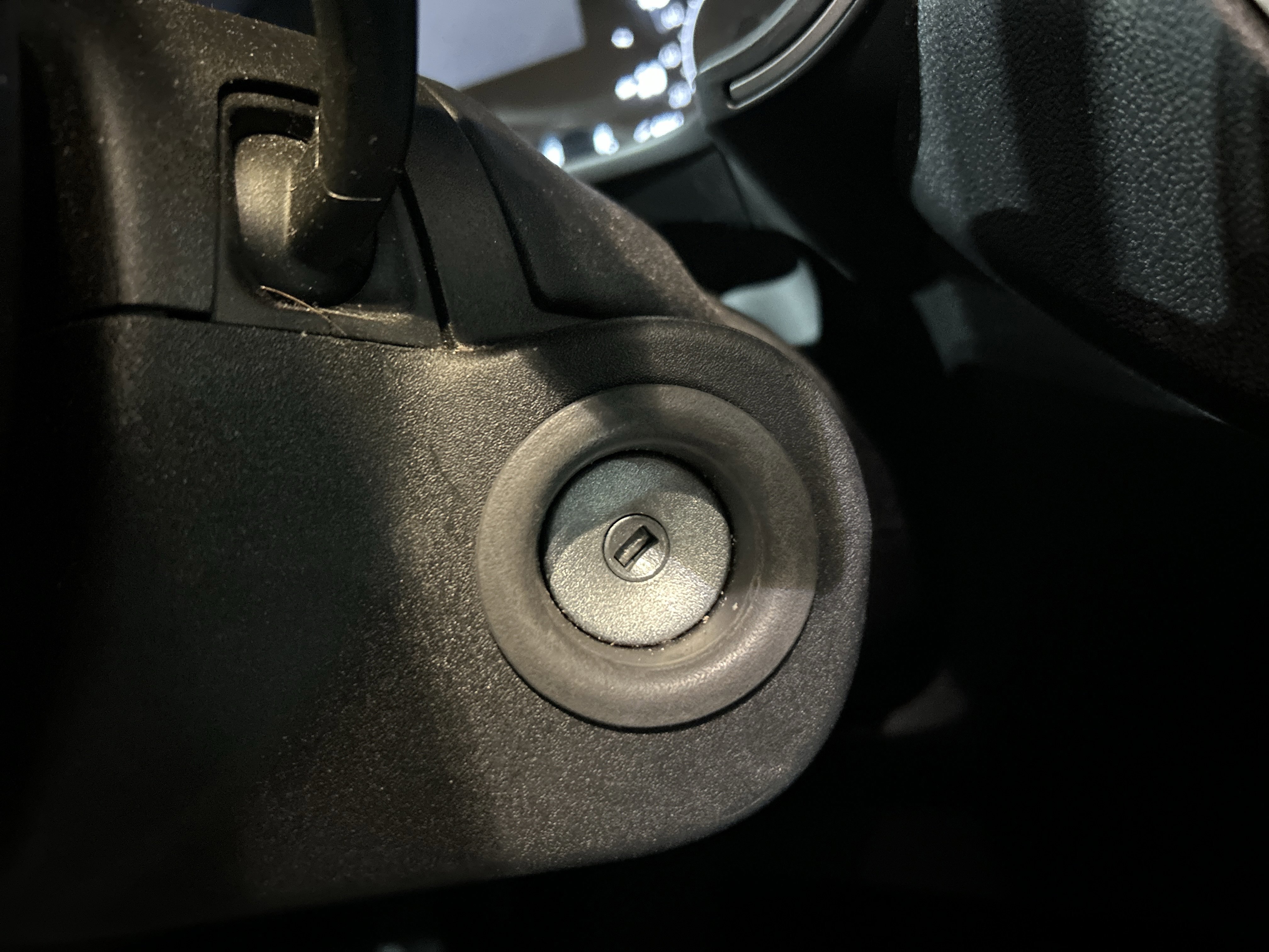 Used 2022 Ford Escape S image 22