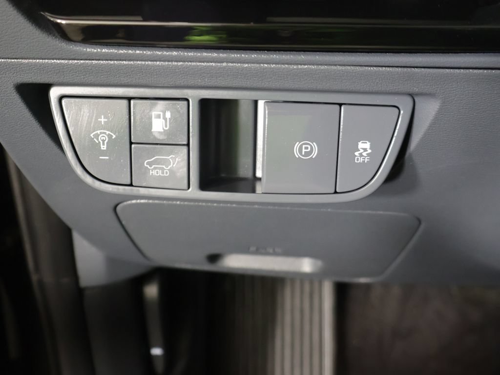 Used 2023 Kia EV6 Wind AWD/4WD image 36