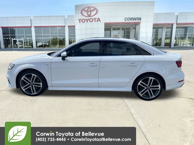 Used 2017 Audi A3 2.0T Premium Plus w/ Premium Plus Package FWD image 2