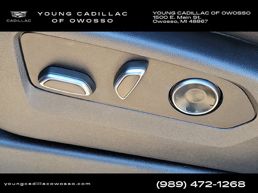 Used 2021 Cadillac Escalade Sport w/ LPO, ONYX Package AWD/4WD image 11