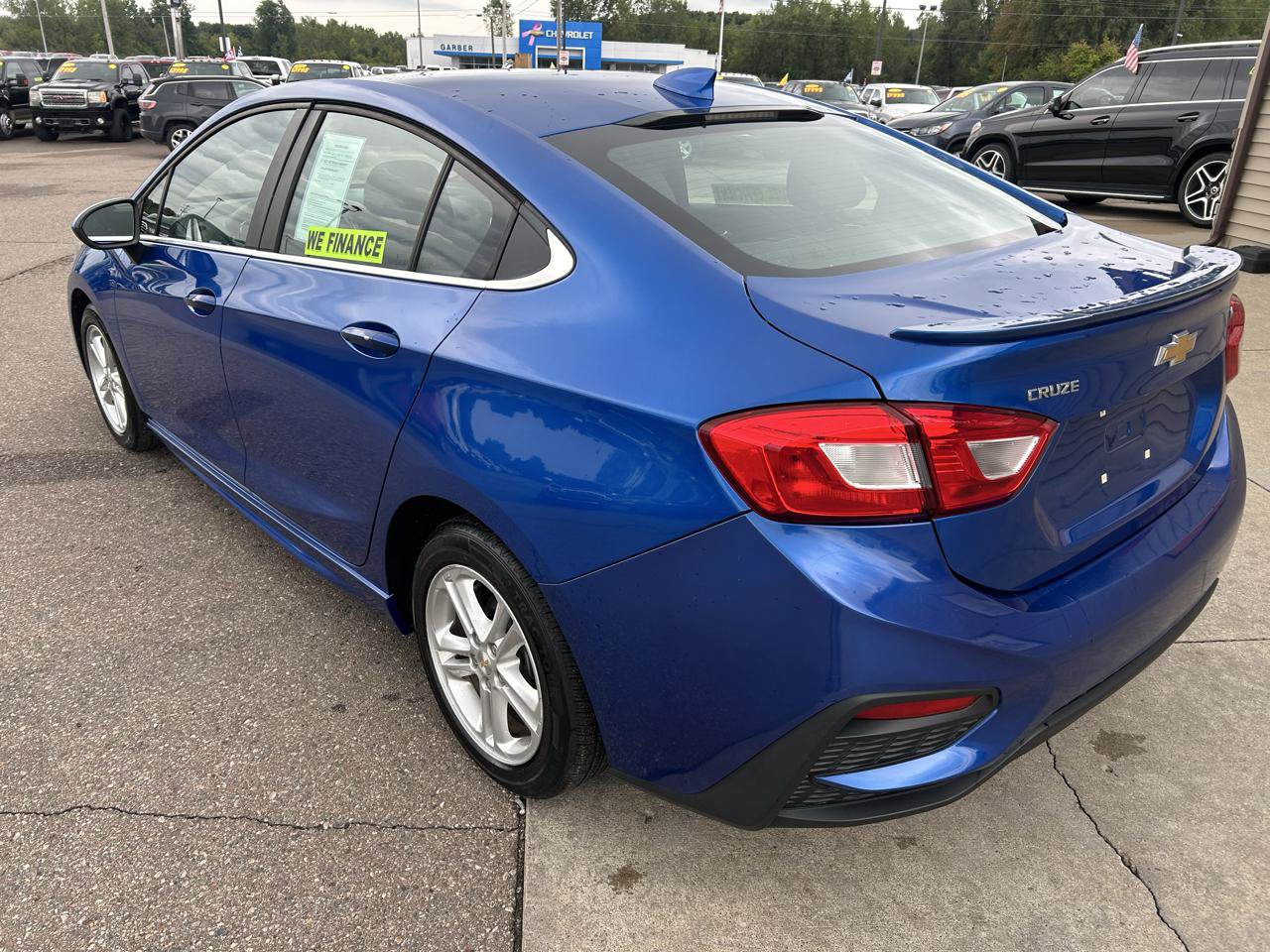 Used 2018 Chevrolet Cruze LT w/ Convenience Package FWD image 7