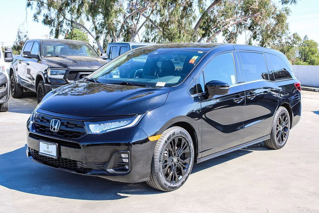 Used 2025 Honda Odyssey Sport-L image 4