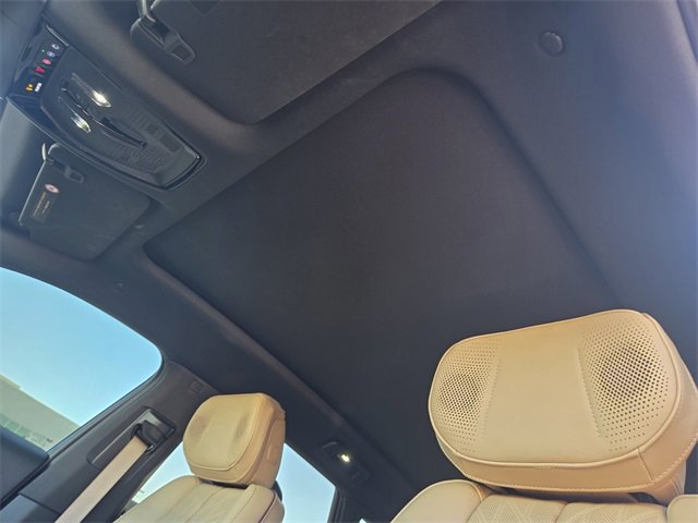 New 2025 Cadillac Lyriq Luxury image 20