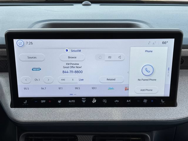 Used 2025 Ford Maverick XLT w/ Equipment Group 301A AWD/4WD image 5