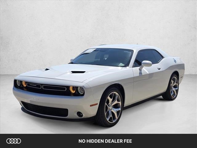 Used 2016 Dodge Challenger SXT Plus RWD image 1