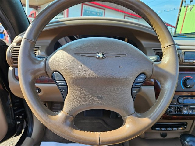 Used 2002 Chrysler Sebring LXi image 17
