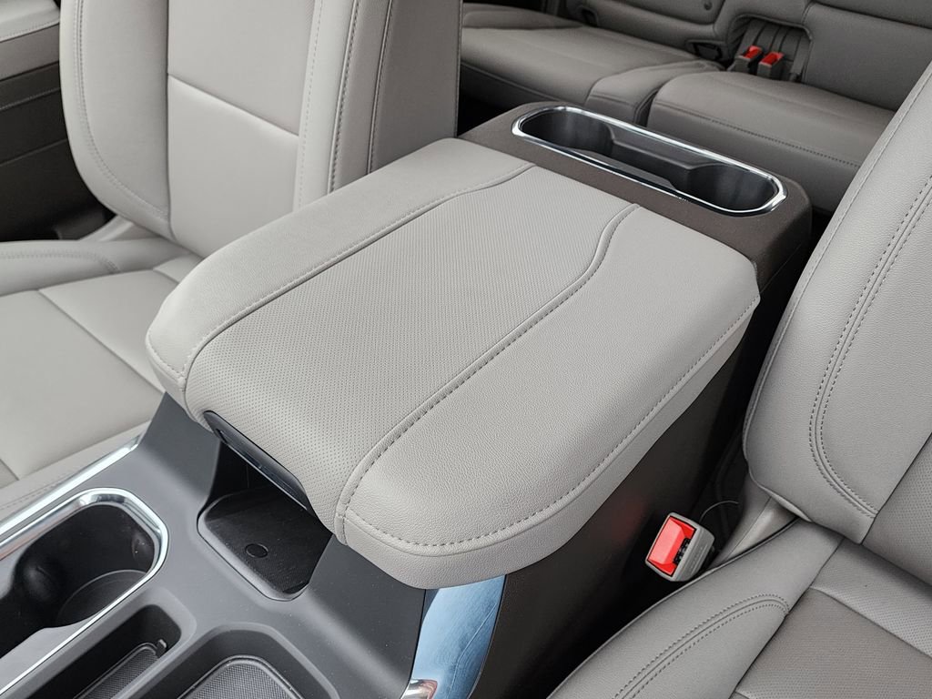 New 2026 GMC Sierra 1500 SLT image 31