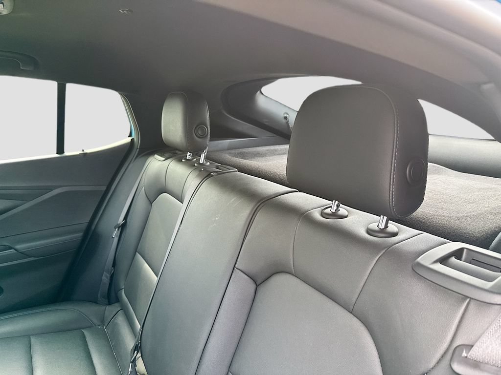 Used 2025 Buick Envista Sport Touring w/ Convenience II Package FWD image 21