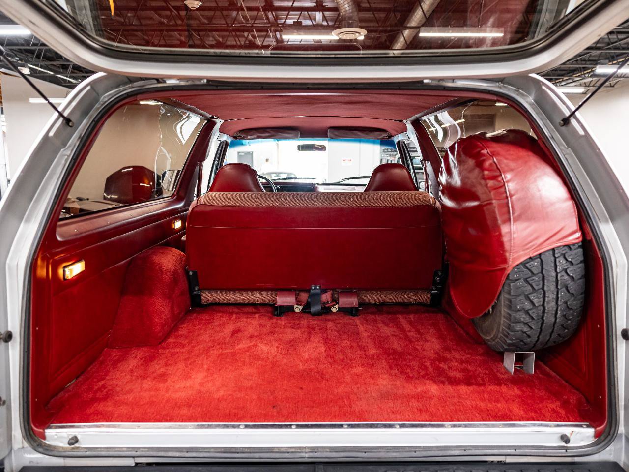 Used 1988 Dodge Ramcharger 4WD image 7