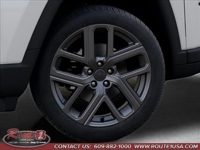 New 2026 Jeep Compass Limited w/ Sun, Sound & Navigation Group AWD/4WD image 9