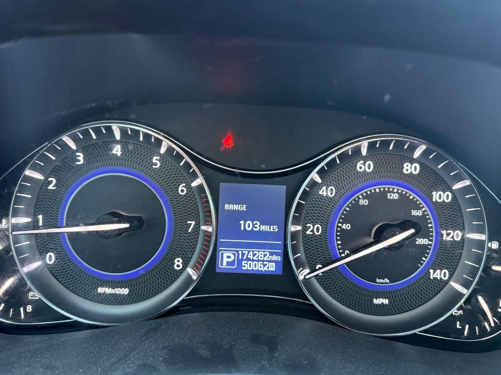 Used 2016 INFINITI QX80 2WD w/ Deluxe Technology Package image 7