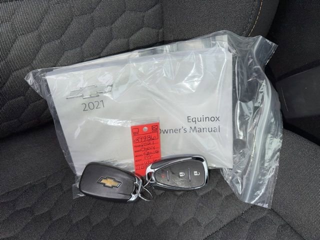 Used 2021 Chevrolet Equinox LT image 23