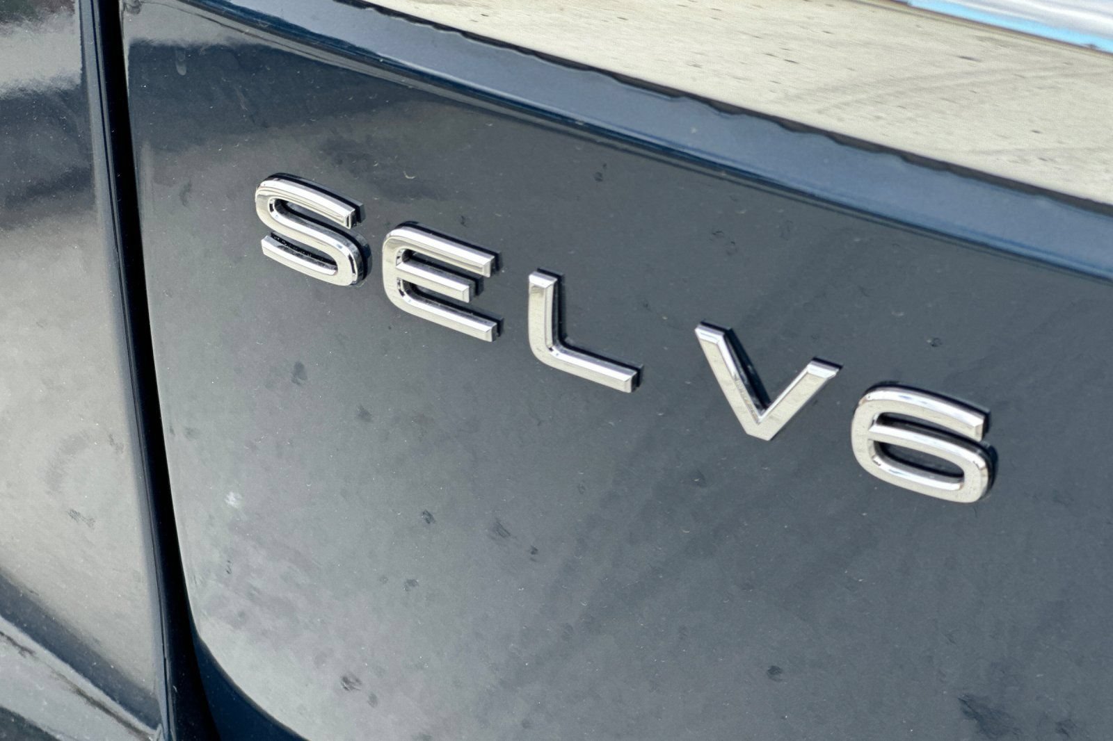 Used 2022 Volkswagen Atlas SEL AWD/4WD image 28