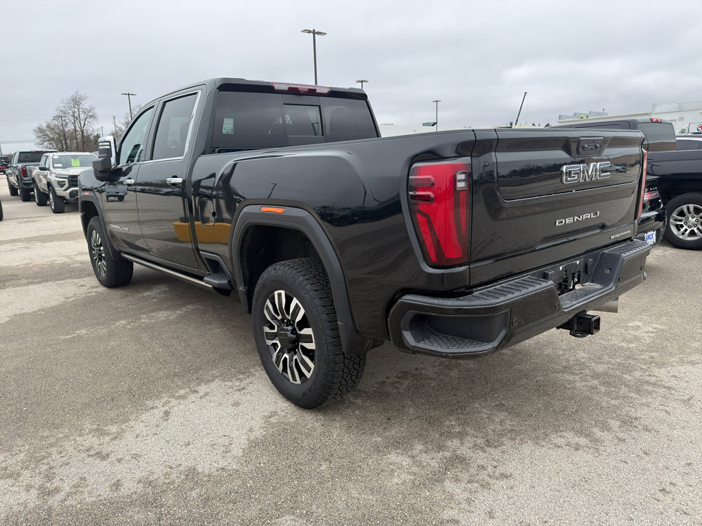 Used 2024 GMC Sierra 2500 Denali Ultimate w/ Max Trailering Package image 3
