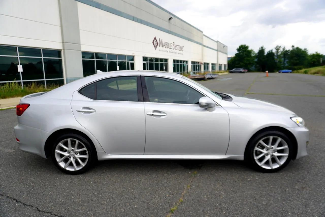 Used 2011 Lexus IS 250 AWD image 8