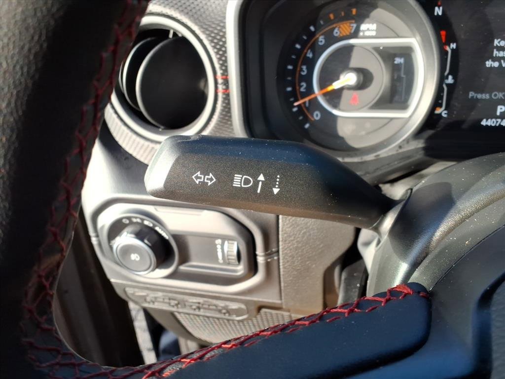 Used 2024 Jeep Wrangler Rubicon image 18