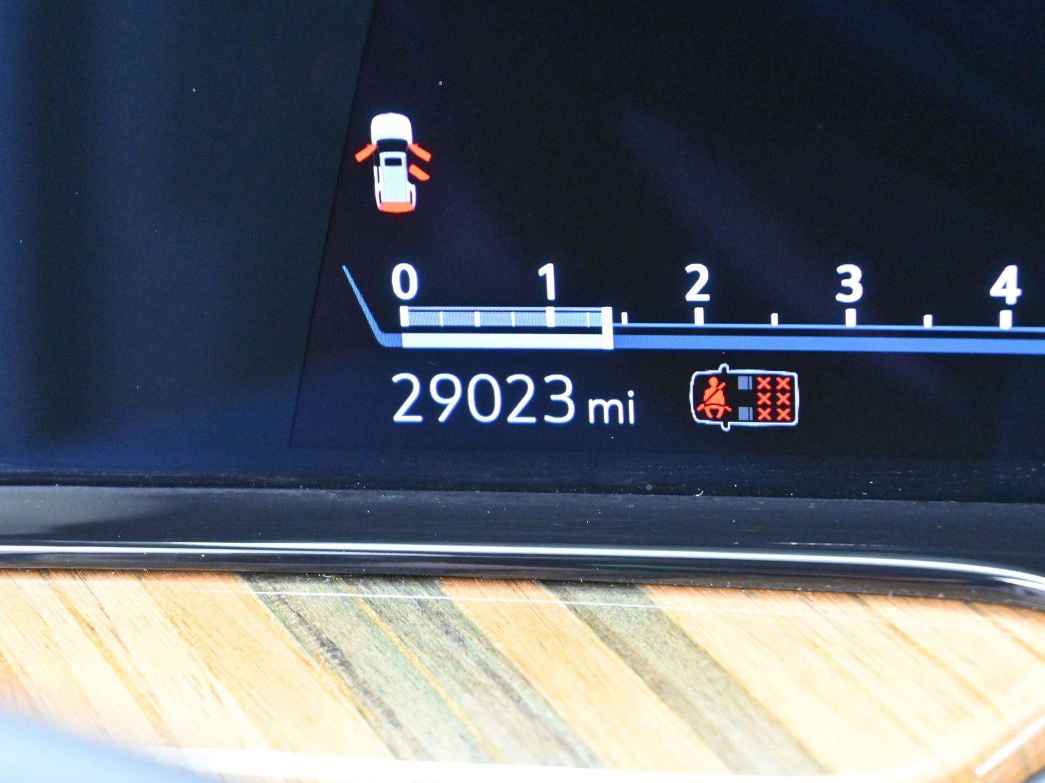 Certified 2022 Cadillac Escalade ESV Sport Platinum w/ Heavy-Duty Trailer Package image 23