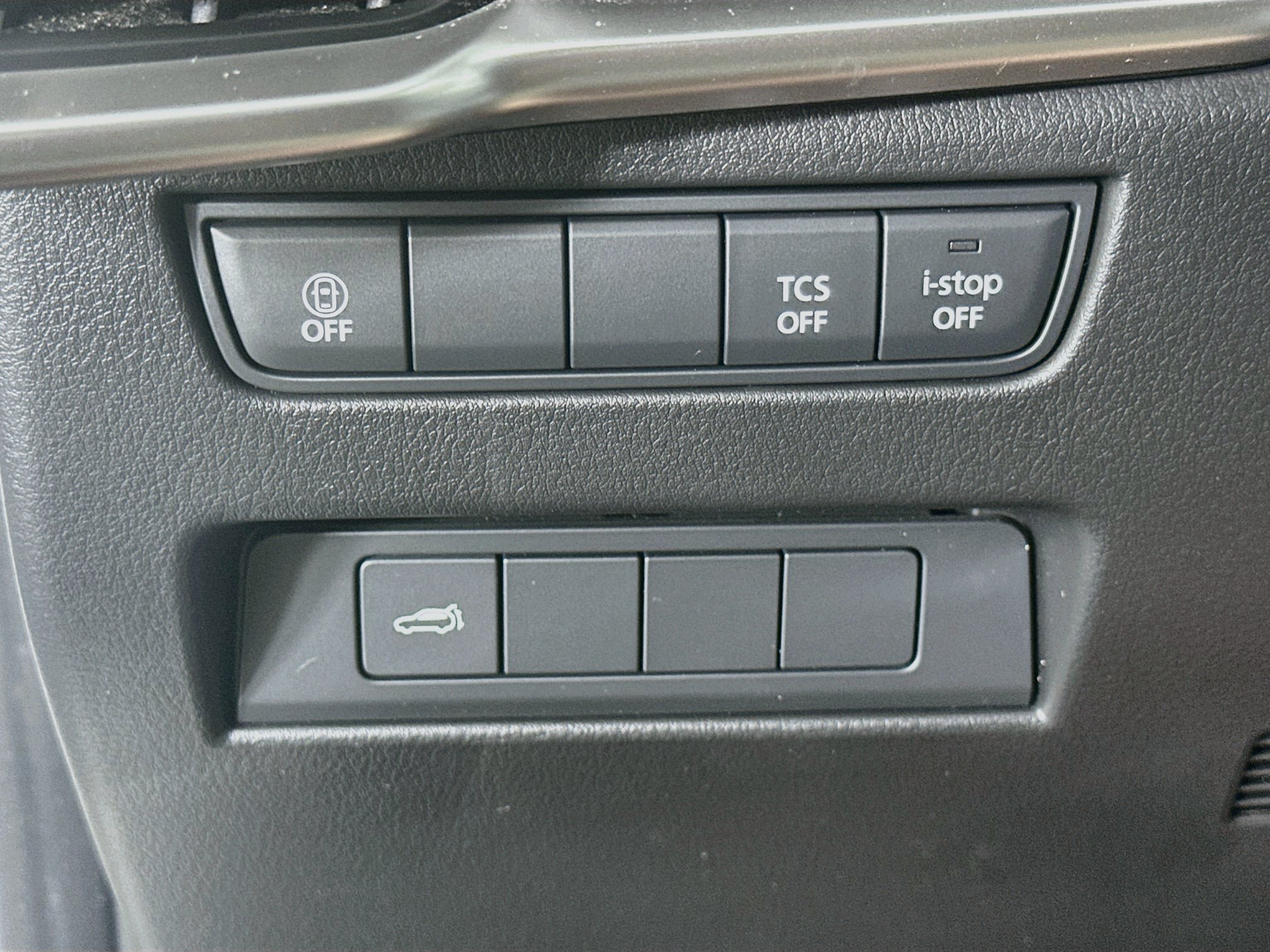Used 2024 MAZDA CX-90 3.3 Turbo w/ Preferred Plus AWD/4WD image 17