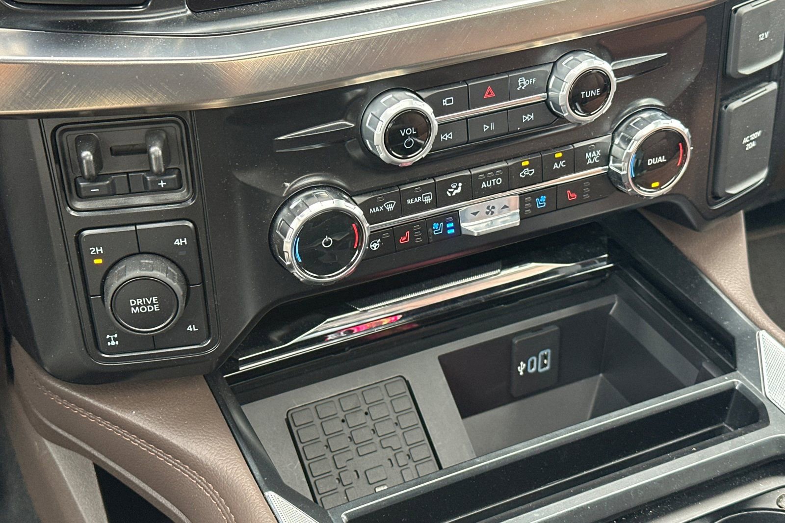 Used 2026 Ford F350 King Ranch image 25