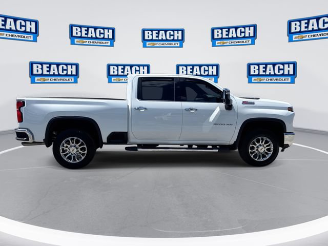 Used 2025 Chevrolet Silverado 2500 LTZ w/ LTZ Convenience Package AWD/4WD image 9