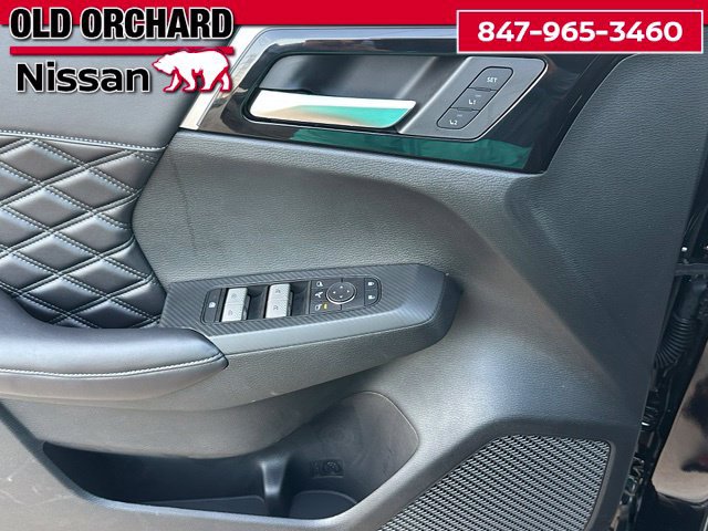 Used 2026 Nissan Rogue Platinum w/ Family Package AWD/4WD image 11