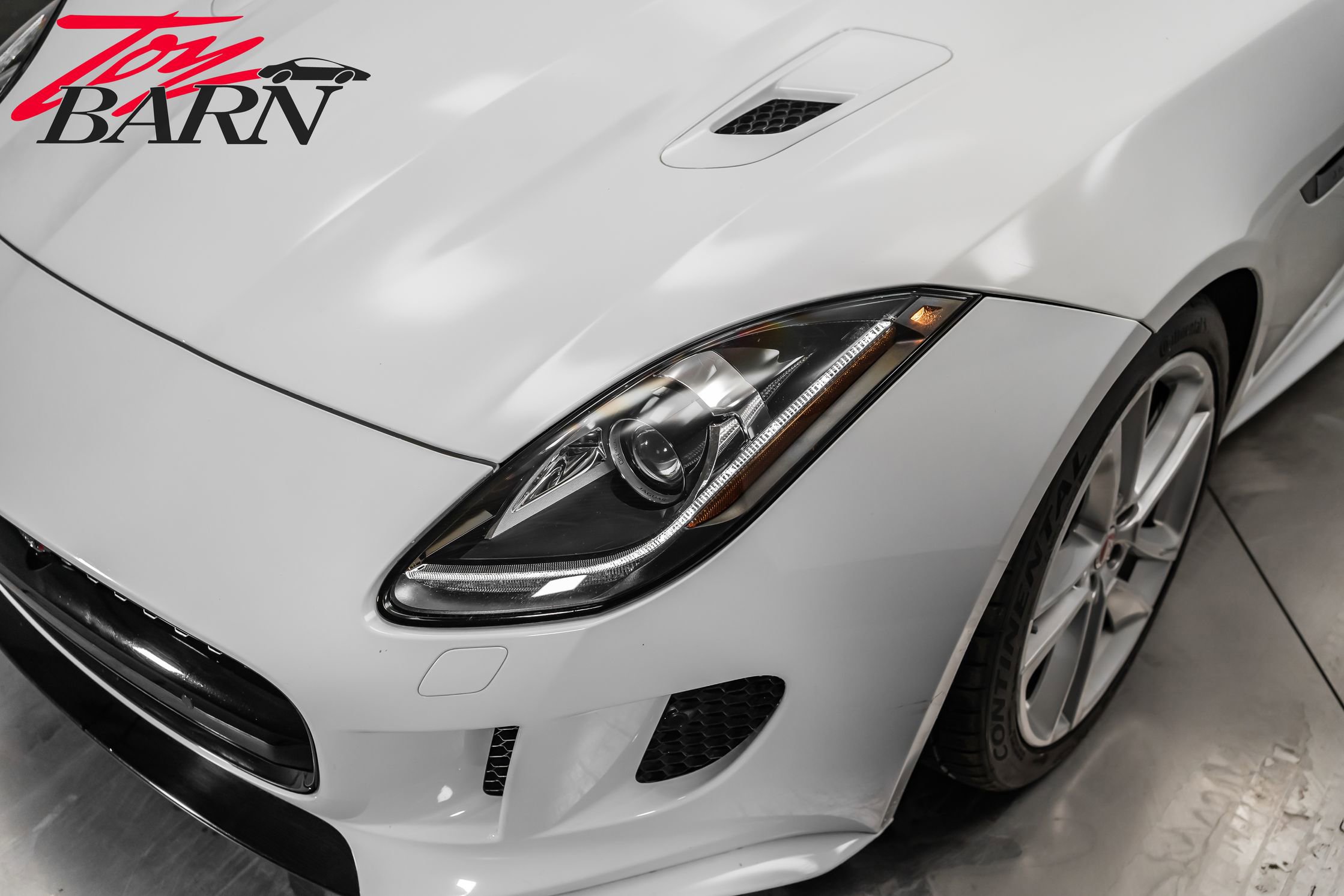 Used 2016 Jaguar F-TYPE S image 20