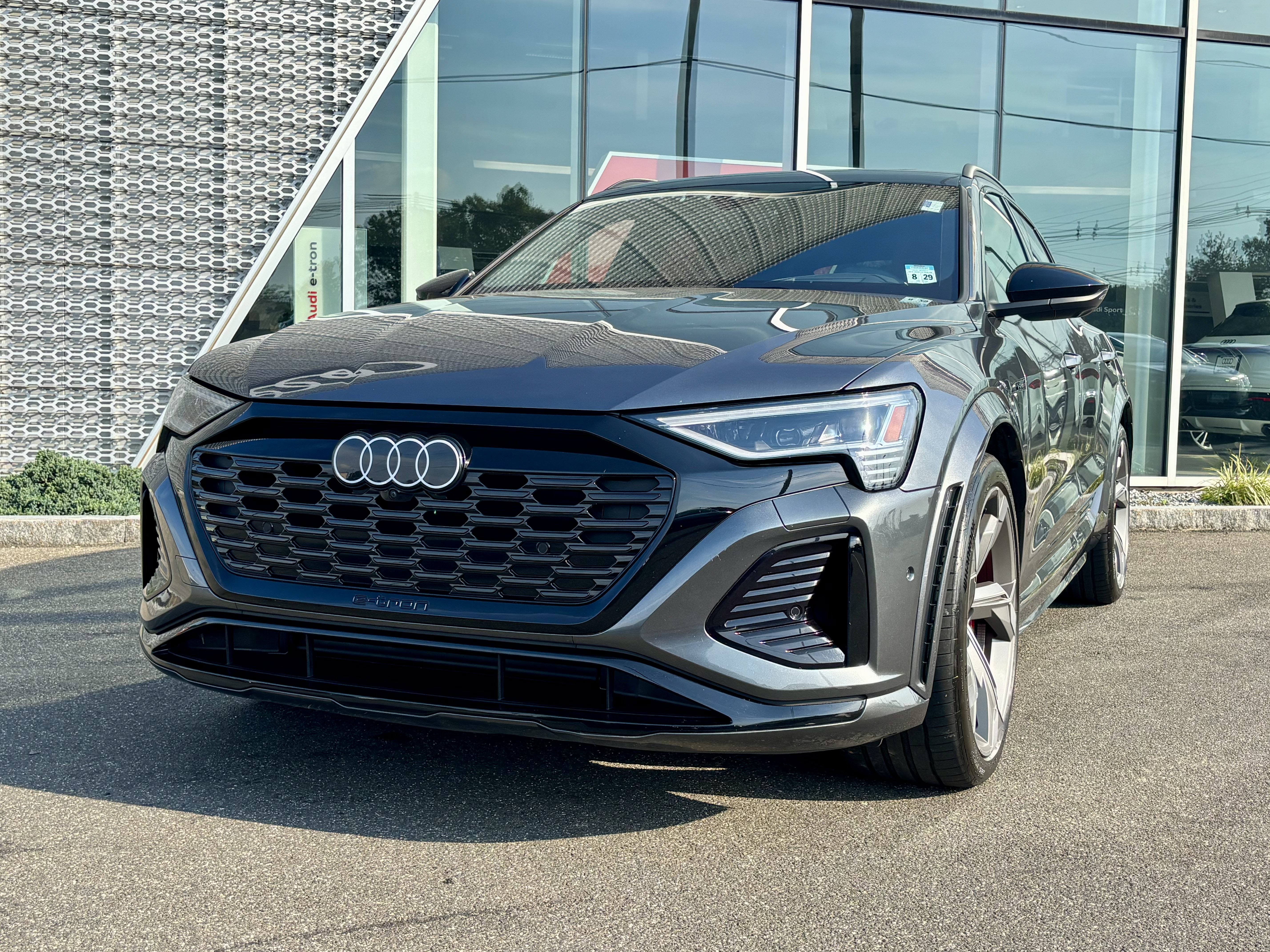 Certified 2024 Audi Q8 e-tron Premium w/ Prestige Package AWD/4WD image 2