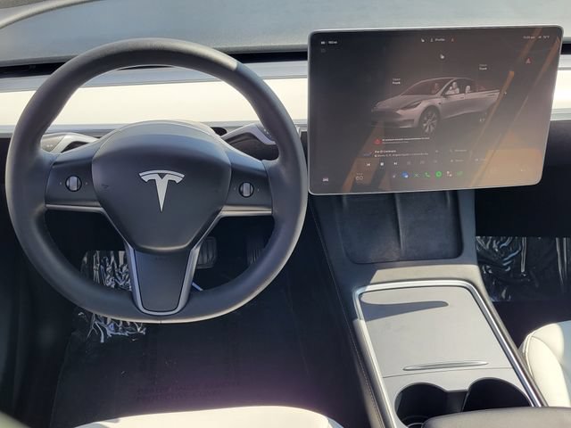 Used 2023 Tesla Model Y Long Range AWD/4WD image 4