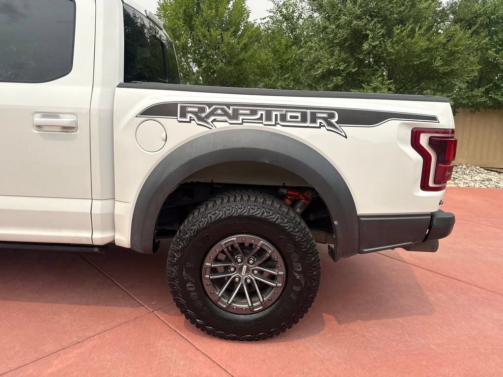 Used 2019 Ford F150 Raptor w/ Equipment Group 802A Luxury AWD/4WD image 35