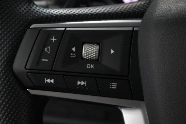New 2026 Mitsubishi Outlander ES FWD image 9