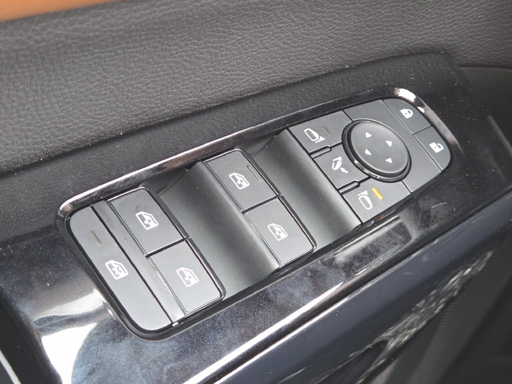 New 2026 Nissan Pathfinder Platinum AWD/4WD image 12