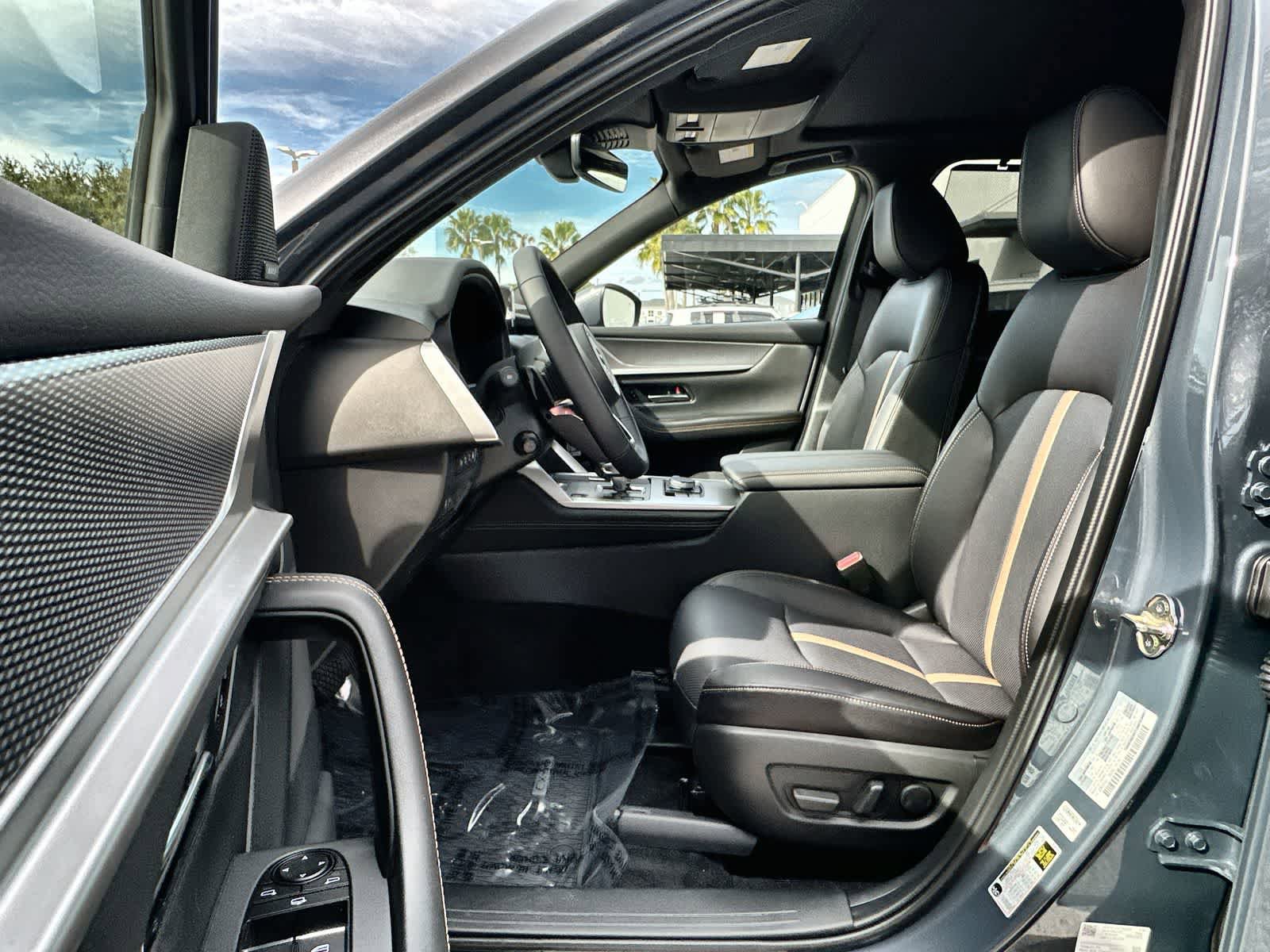 New 2026 MAZDA CX-90 Plug-In Hybrid w/ Premium Plus image 2
