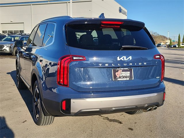New 2025 Kia Telluride S image 4